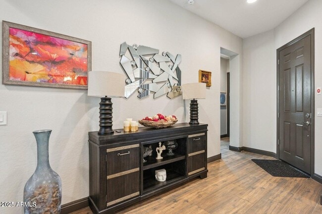Building Photo - 26019 W Ponderosa Ln