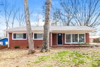 Building Photo - 2007 Garland Ave