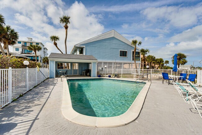 Building Photo - 1745 Gulf Blvd