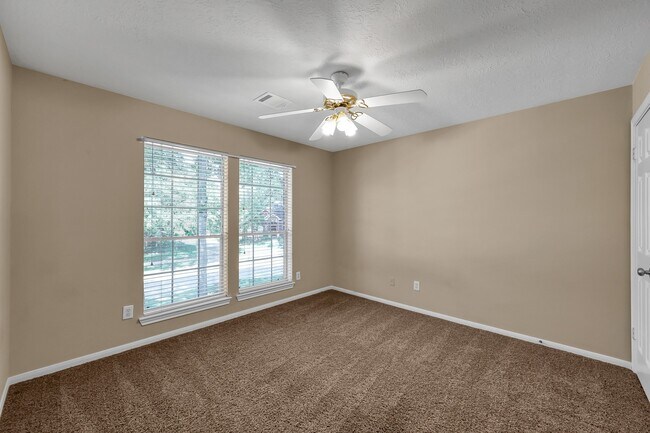 Building Photo - 30118 Bashaw Dr