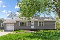 Building Photo - Spacious and Updated 4-Bedroom Home Near Field Club!