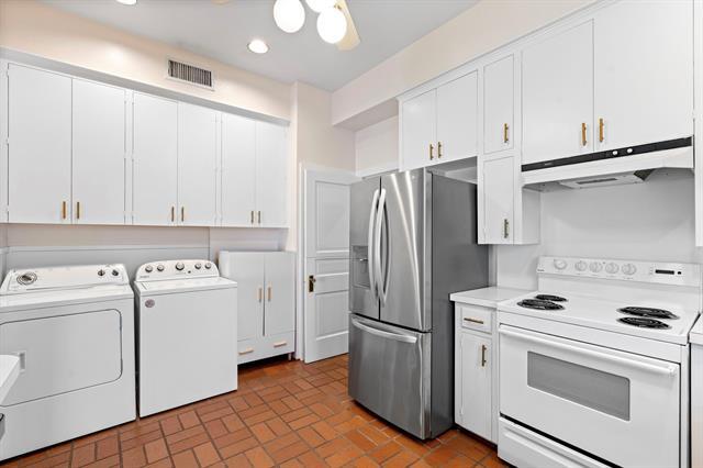 Building Photo - 4407 Bonham St