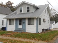 Building Photo - 1411 1st St SW