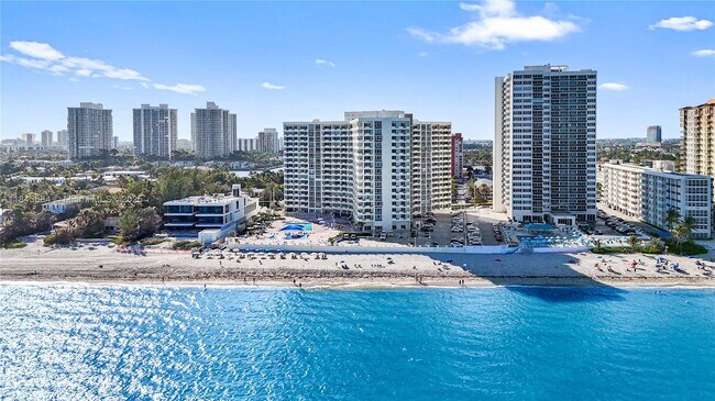 Building Photo - 3180 S Ocean Dr
