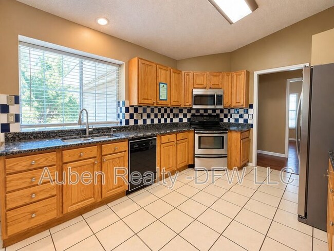 Building Photo - 514 Briarcroft Dr