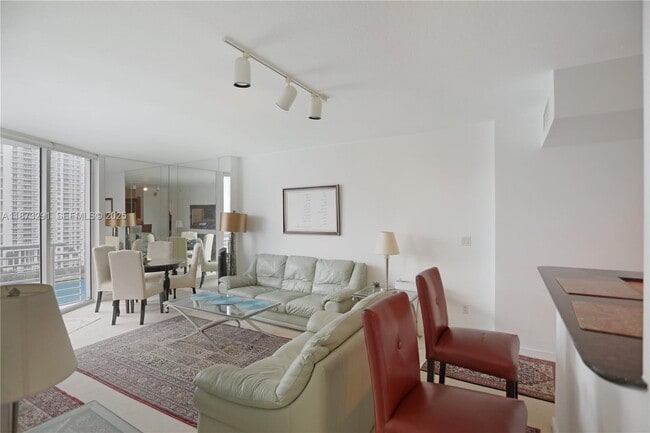 Building Photo - 325 S Biscayne Blvd