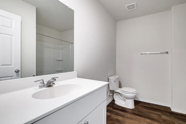 Building Photo - Modern Two-Story with Office, Loft, and Co...