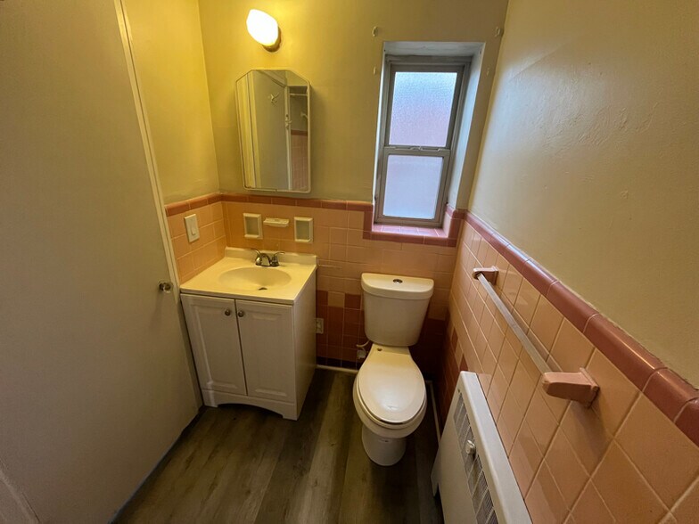 Building Photo - 3166 Werk Rd