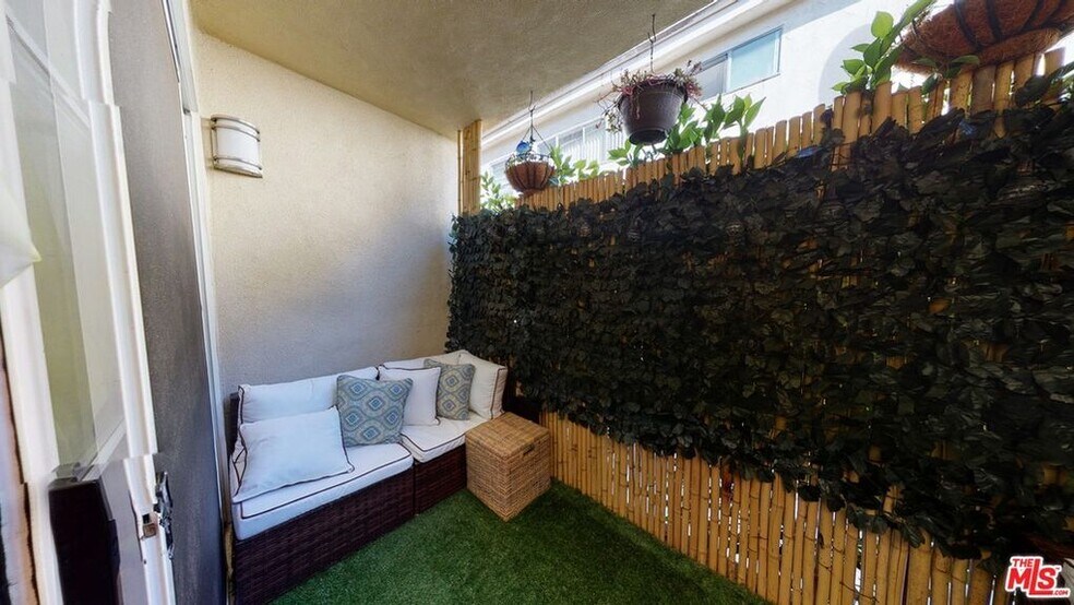 Building Photo - 1144 10th St