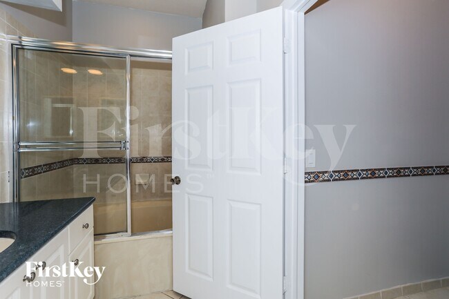 Building Photo - 11137 SW 238th Terrace