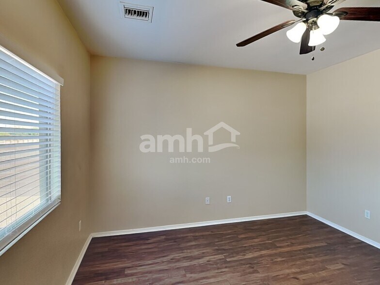 Building Photo - 12979 N Sabal Palm Way