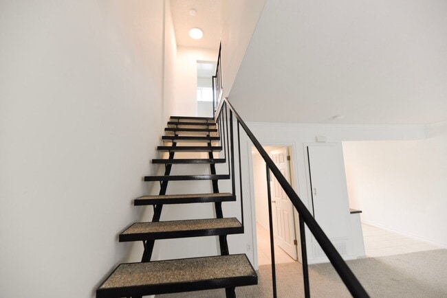 Building Photo - 34036 Street of the Amber Lantern