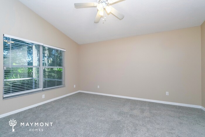 Building Photo - 2518 Clareside Dr