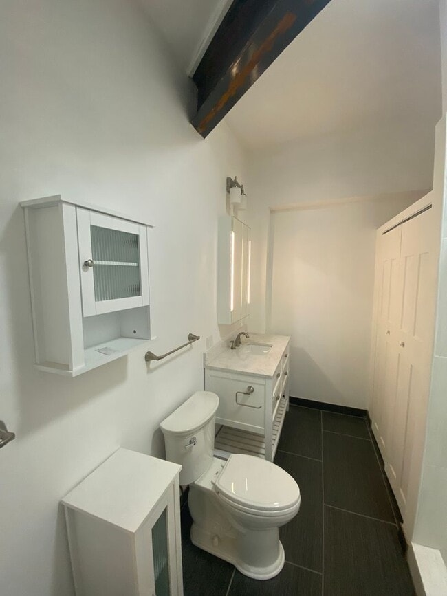 Building Photo - Newly Built 1-Bedroom Lake Como rental wit...