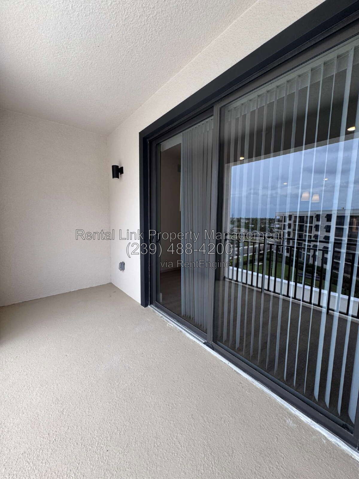 Building Photo - 414 Cape Coral Pkwy E