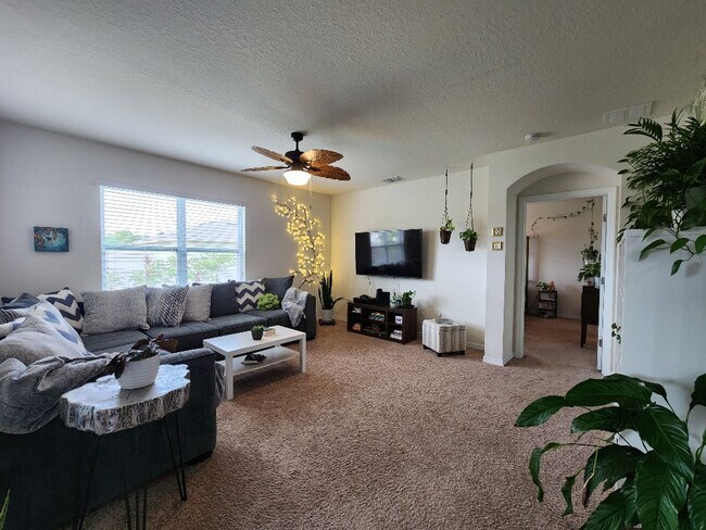Building Photo - 6030 Grey Heron Dr