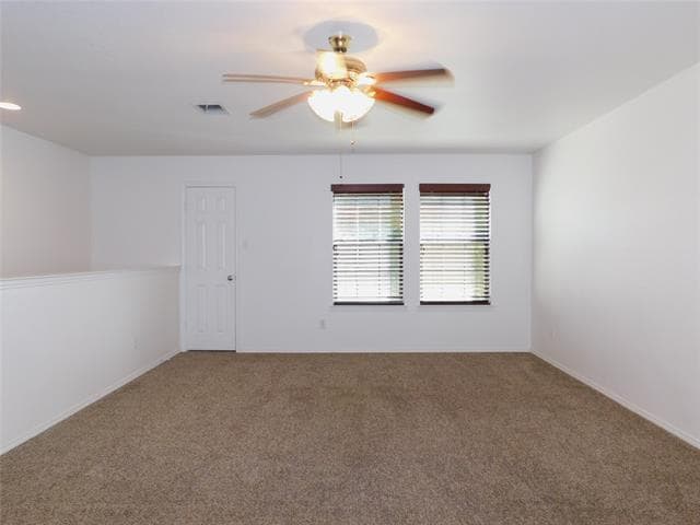 Building Photo - 2801 Saddle Dr