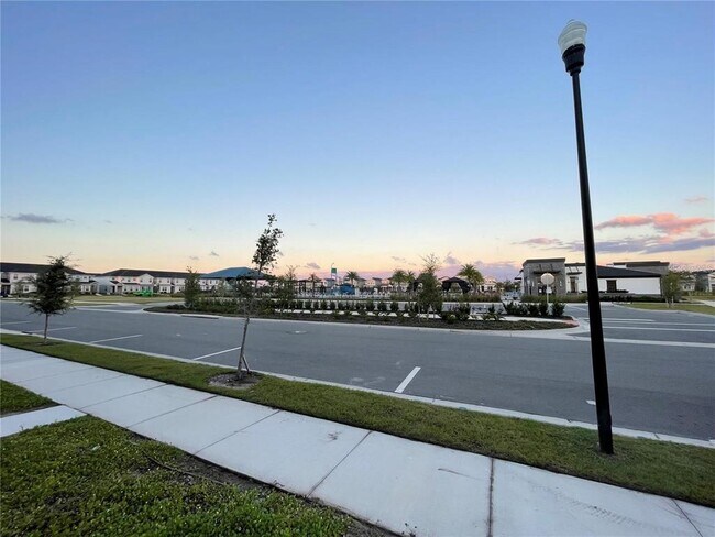 Building Photo - 428 HUCKLEBERRY Dr