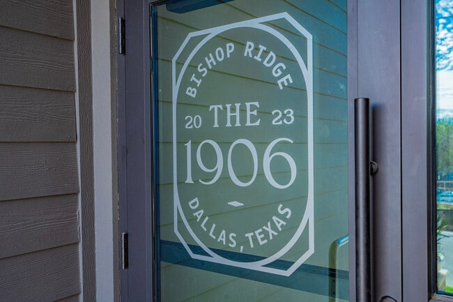 Building Photo - The 1906 at Bishop Ridge