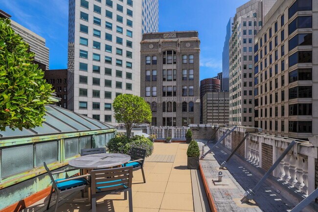 Building Photo - 201 Sansome St