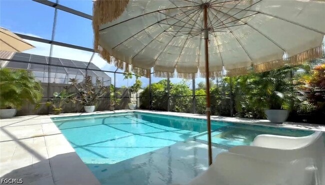 Building Photo - 720 White Sand Dr