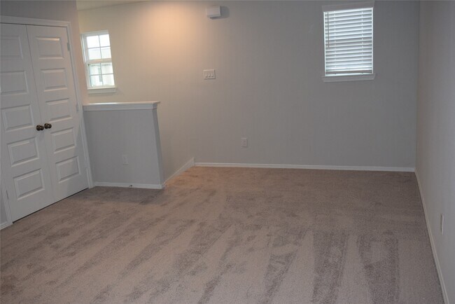 Building Photo - 5835 Fresh View Ct