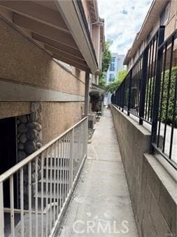 Building Photo - 100 S Chapel Ave