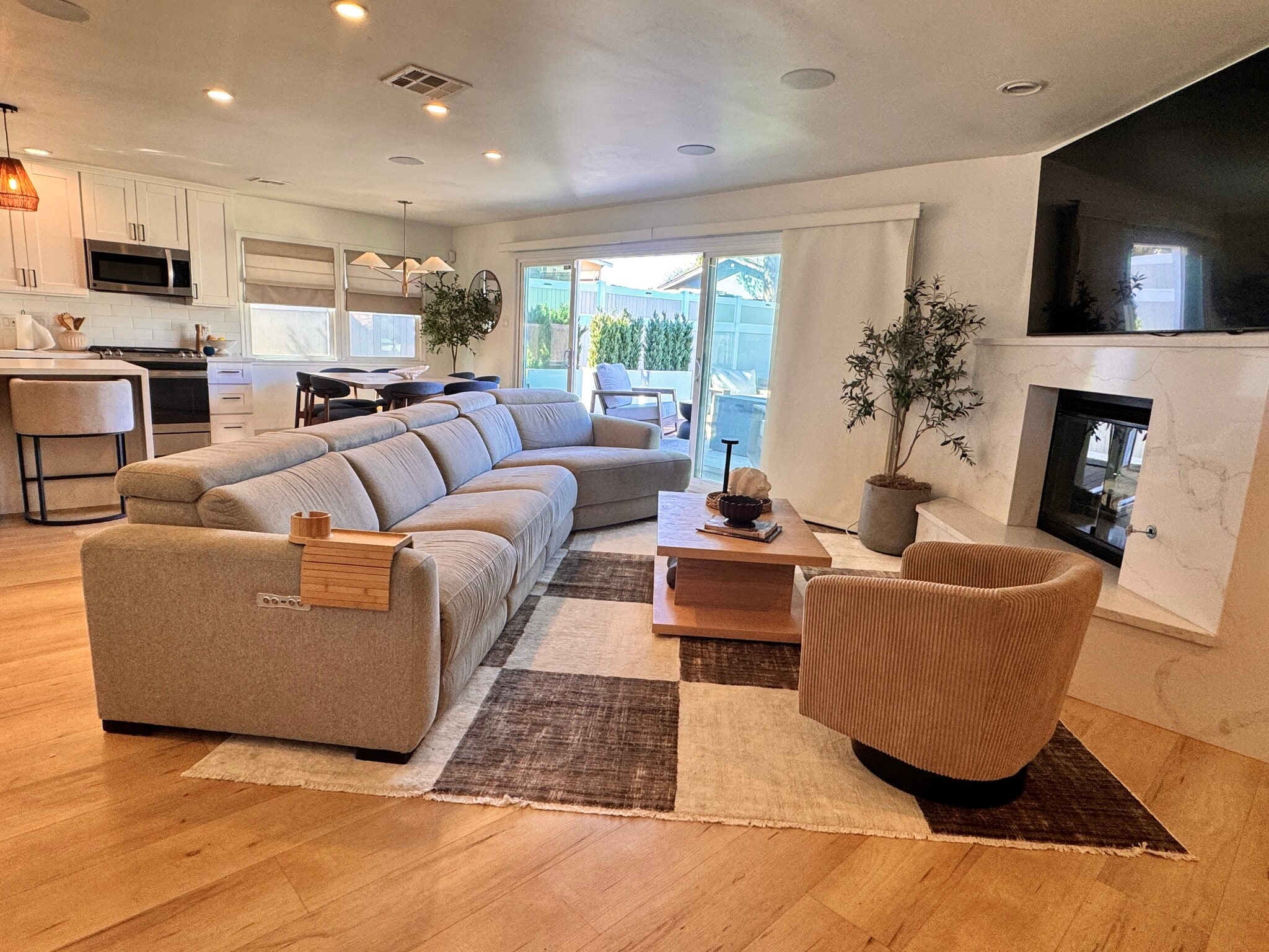 Building Photo - 3260 Geddes Dr