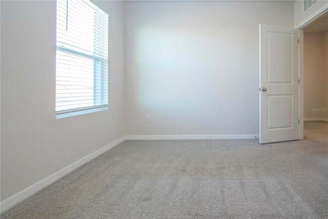 Building Photo - 3513 Hilltop Cir