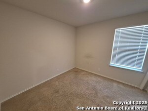 Building Photo - 156 Middle Grn Lp