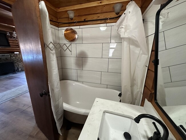 Building Photo - 1116 Herbert Ave