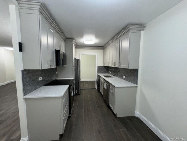 Building Photo - 15 Stewart Pl