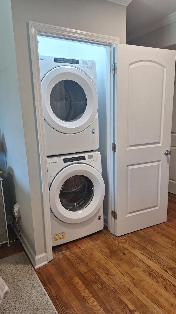 Building Photo - 23 E Second St - Apartment 2