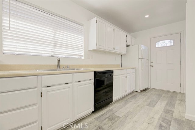 Building Photo - 6011 Bellaire Ave