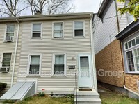 Building Photo - 980 Lamberton St