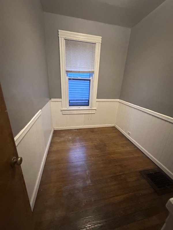 Building Photo - 3816 Archwood Ave