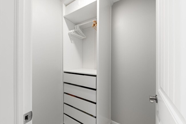 Building Photo - 2524 Balsam Cove Rd