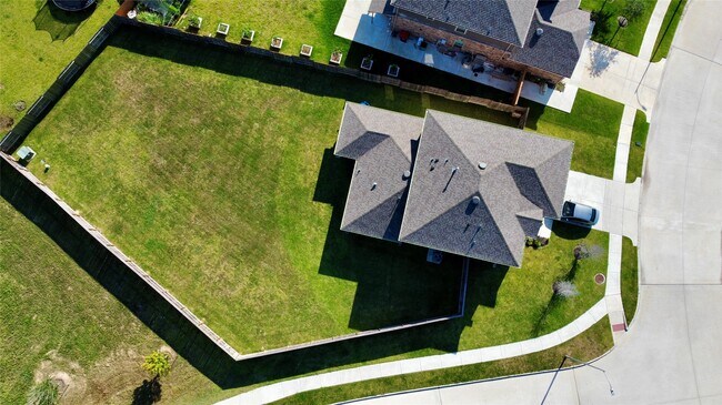 Building Photo - 21103 Sherrell Bay Dr