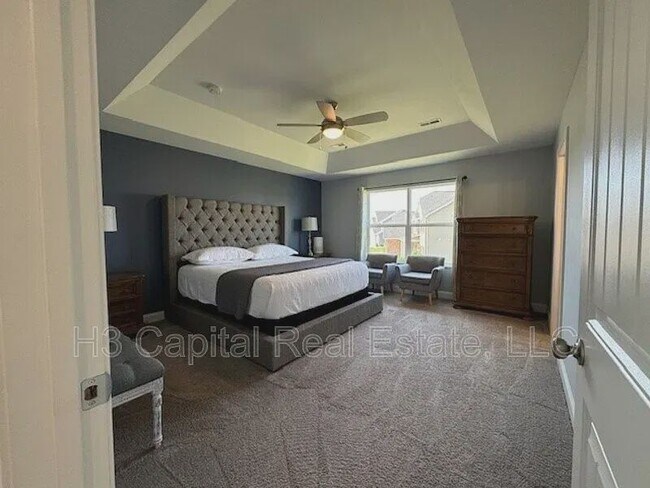 Building Photo - 1401 Miami Ct