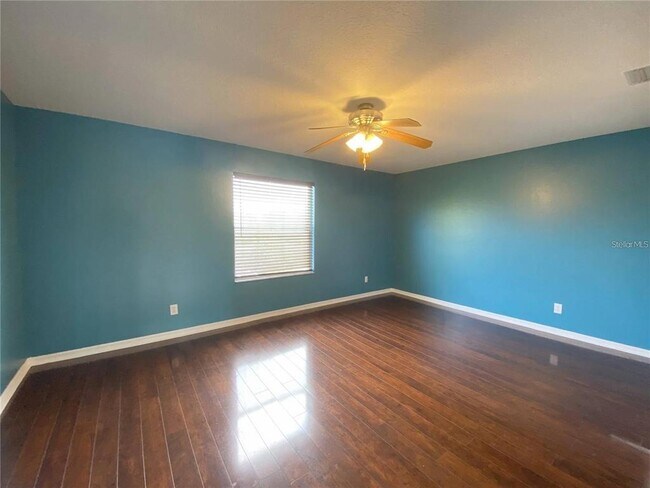 Building Photo - 11209 Village Brook Dr