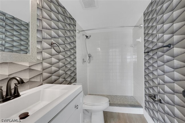 Building Photo - 4912 Tamiami Trl E