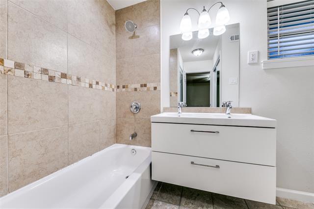 Building Photo - 8120 Hunnicut Rd