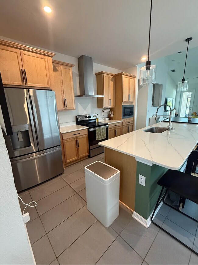 Building Photo - 4755 Reisswood Lp