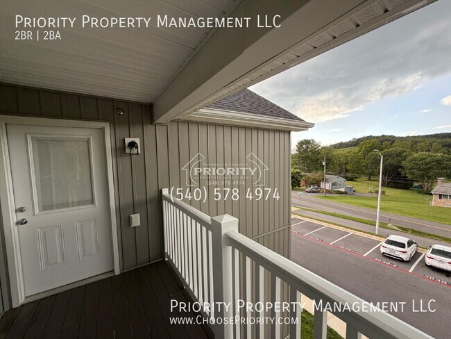 Building Photo - 3039 Locust Grv Ct