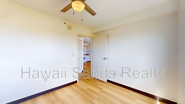 Building Photo - 94-302 Paiwa St.