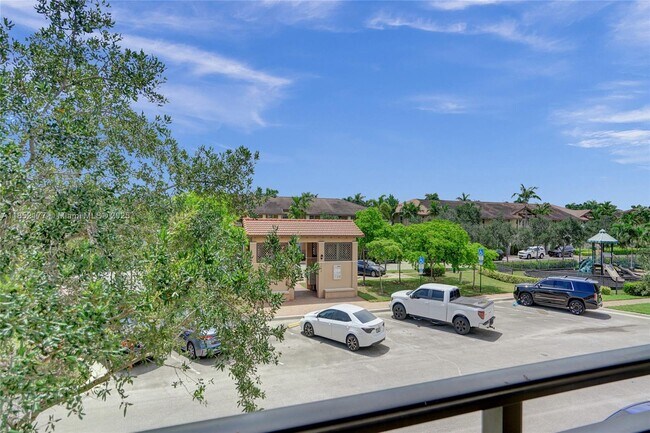 Building Photo - 1401 SW 147th Ter