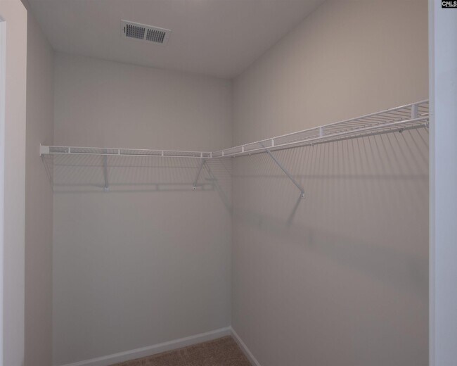 Building Photo - 3025 Hallsdale Dr