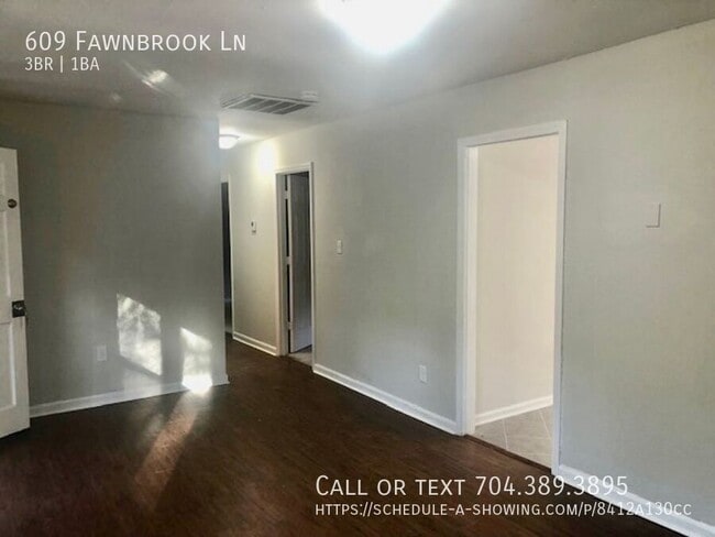 Building Photo - 609 Fawnbrook Ln