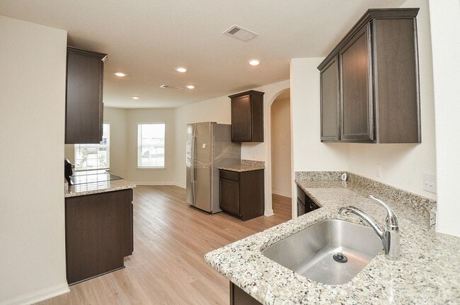 Building Photo - 2037 Mule Ridge Dr