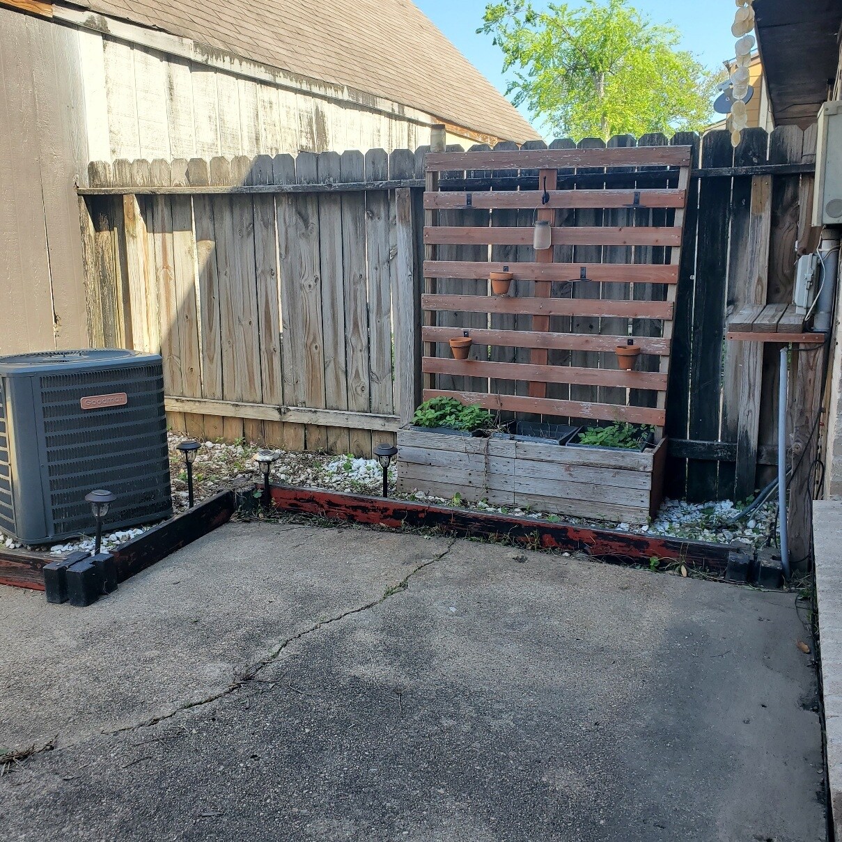 Patio - 15421 Weldon Dr